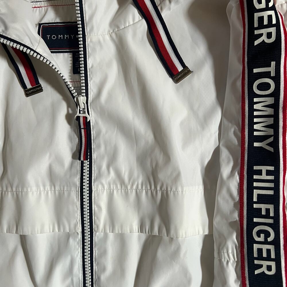 Tommy Hilfiger Rain Jacket Womens XL White Hooded Windbreaker Logo Tape Zip Coat - Picture 5 of 11